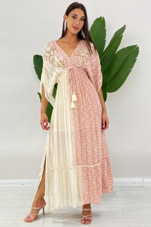 Azu langes Kleid mit ethnischen Fantasiespiegeleinsätzen Stickerei und Perlen langes Azu-Kleid mit ethnischen Fantasy-Spiegelein