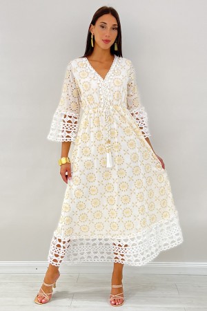 Abito lungo Bahamas in pizzo crochet traforato oro e collo arricchito con nappe Abito lungo Bahamas in pizzo crochet traforat...
