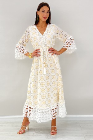 Robe longue Bahamas en dentelle en or et cou enrichie enrichie enrichi avec des glands longues robe à longues Bahamas en dentell