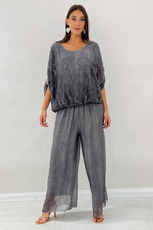 Coordinato Mosca blusa e pantalone con inserti botanici e pizzo Coordinato Mosca blusa e pantalone con inserti botanici e piz...