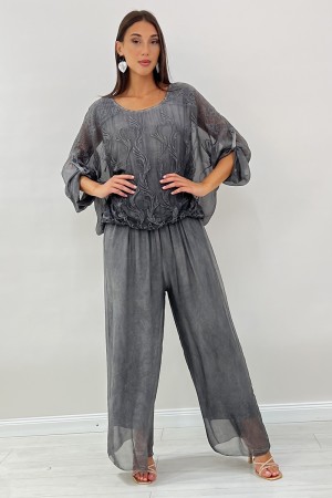 Coordinato Mosca blusa e pantalone con inserti botanici e pizzo Coordinato Mosca blusa e pantalone con inserti botanici e piz...