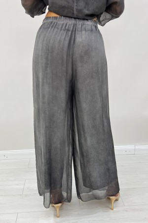 Coordinato Mosca blusa e pantalone con inserti botanici e pizzo Coordinato Mosca blusa e pantalone con inserti botanici e piz...