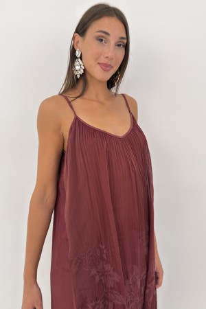 Abito lungo Bonnie con ricami botanici e pizzo crochet sul fondo Abito lungo Bonnie con ricami botanici e pizzo crochet sul f...