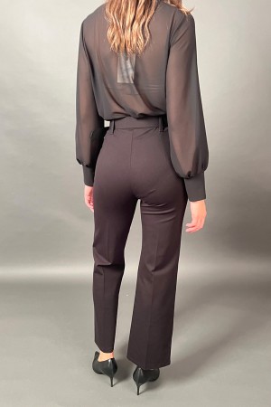 Pantalone Black modello palazzo con cinta con dettaglio oro Pantalone Black modello palazzo con cinta con dettaglio oro Panta...