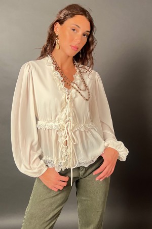 Romantische Bluse Polly mit romantischen polly spitzeeinsätzen mit romantischen blusen polly spitzeeinsätze mit spitzeneinsätzen