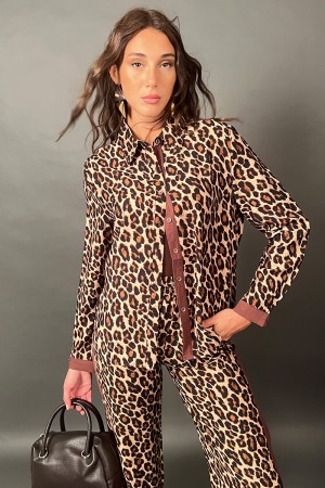 Camicia Palma fantasia leopardata con bordi a contrasto Camicia Palma fantasia leopardata con bordi a contrasto Camicia Palma...
