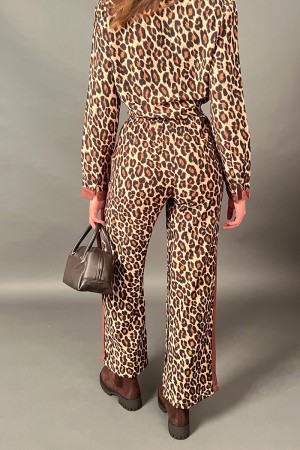 Gersy Leopard Hose mit seitlichen Streifen Gersy Leopard Hose mit seitlichen Streifen Gersy Leopard Hose... 