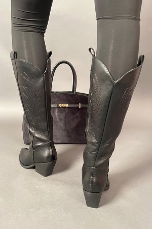 Texaner Boot Four in Leder mit Ferse Texano Boot Vier Leder mit Ferse Texano Boot Vier Leder mit Ferse