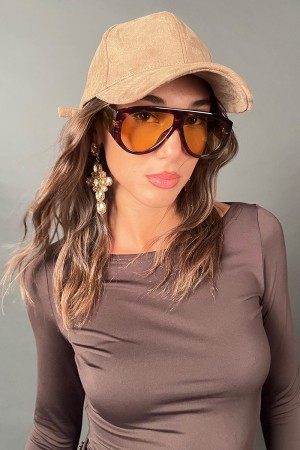 Cappello Giada in ecocamoscio con visiera  Cappello Giada in ecocamoscio con visiera  Cappello Giada in ecocamoscio con visiera