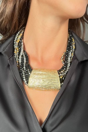 Collana Elegant multifilo con maxi ciondolo  Collana Elegant multifilo con maxi ciondolo  Collana Elegant multifilo con maxi ...