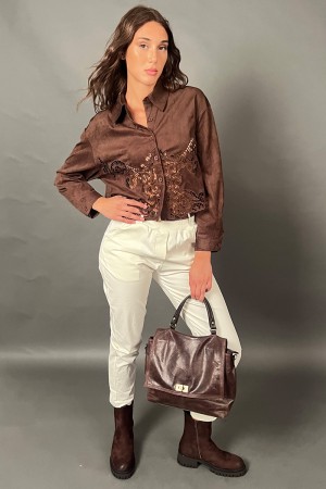 Giacca Audrey scamosciata con dettagli in pizzo crochet traforato Giacca Audrey scamosciata con dettagli in pizzo crochet tra...