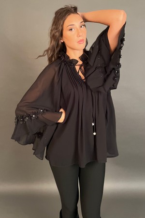 Angy-Bluse mit Schleier- und 3D-Einsätzen in der Bluse-Bluse-Bluse mit Schleier und 3D-Einsätzen in der Bluse von Blumenstoff-Bl