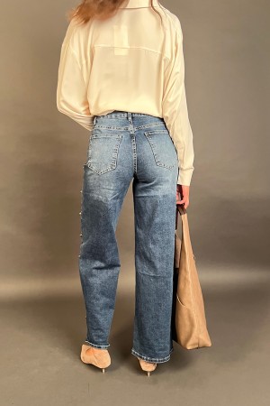 Pantalone Bien in jeans cargo con tasche applicate laterali e dettagli con bottoni metallici decorativi Pantalone Bien in jea...