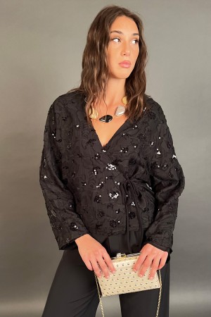 Greta-Bluse mit Blumeneinsätzen in Pailletten und Stoffbluse Greta mit Blumeneinsätzen in Pailletten und Stoffbluse Greta... 