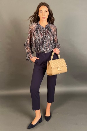 Blusa Leila con fantasia chemisier  Blusa Leila con fantasia chemisier  Blusa Leila con fantasia chemisier