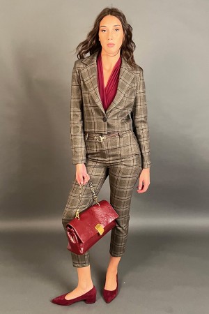 Koordinierte Wales-Jacke und Hosen mit Fantasy Tartan-Bilder koordinierte Wales-Jacke und Hosen mit Tartan Fantasy... 
