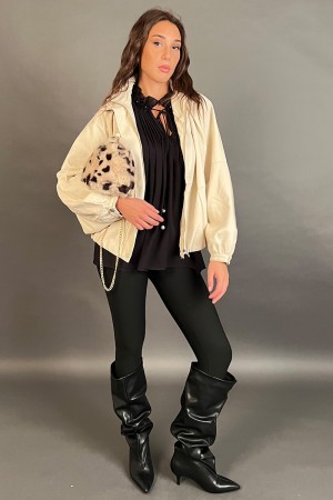 Giacca bomber Roma in ecopelle con collo alto Giacca bomber Roma in ecopelle con collo alto Giacca bomber Roma in ecopelle co...