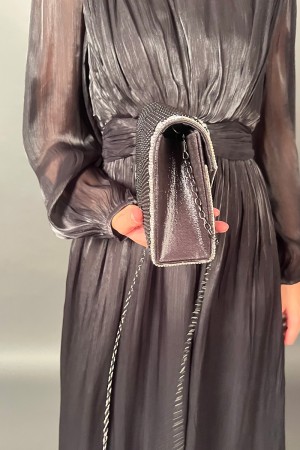 Pochette mia con strass e tracolla Pochette mia con strass e tracolla Pochette mia con strass e tracolla