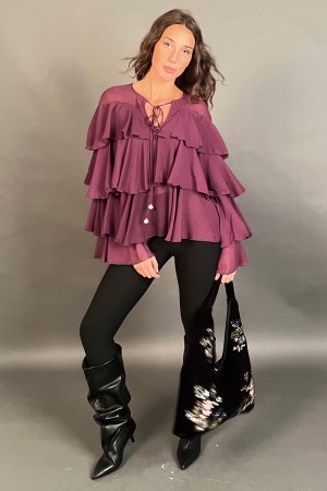 BLUSA ELETTRA WITH PASTE IN VILLER AND LACES WITH FINAL PEARLS BLUSA ELETTRA WITH PASSES IN VILLER AND LACES WITH FINAL PEARLS B