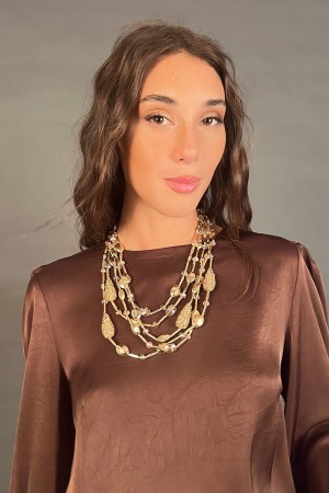Collana Loly con multifilo e pietre irregolari  Collana Loly con multifilo e pietre irregolari  Collana Loly con multifilo e ...