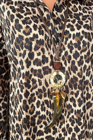 Collar de María con cuerno y colgantes pequeños Maria collar con cuerno y colgantes pequeños Maria collar con cuerno y pequeño..