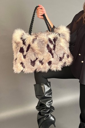 Borsa Shopper con 2 manici in ecopelliccia fantasia a macchie Borsa Shopper con 2 manici in ecopelliccia fantasia a macchie B...