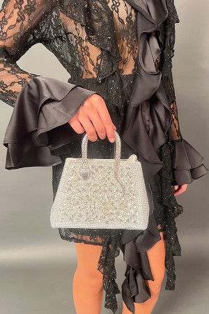 Borsetta Fiore con petali di strass e piccoli strass  Borsetta Fiore con petali di strass e piccoli strass  Borsetta Fiore co...
