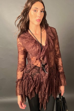 Bluse kin mit Balza auf dem Halsausschnitt und der Spitzenbluse cherì lang mit Balza auf dem Halsausschnitt und Spitzenbluse che