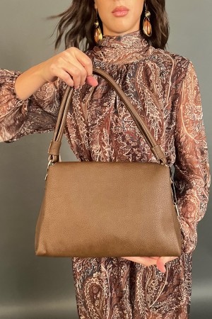 Borsa Leona in ecopelle  Borsa Leona in ecopelle  Borsa Leona in ecopelle