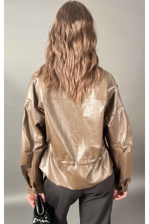 Veste Linda en Cuir Eco-Cuir avec motif floral Beads Veste Linda en Cuir Eco-Cuir avec perles à motifs floraux Linda Veste... 