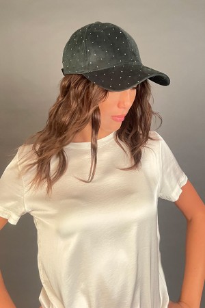 Cappello Brillantino in ecocamoscio con piccolo borchie con visiera  Cappello Brillantino in ecocamoscio con piccolo borchie ...