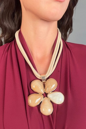 Collana fiore con maxi fiore multifiore Collana fiore con maxi fiore multifiore Collana fiore con maxi fiore multifiore
