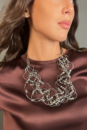 Collar RHI Cuello de la tripulación del modelo con cables plegables con insertos de diamantes de imitación Modelo redondo de cue