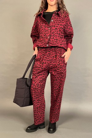 Pearl-koordiniertes Hemd und Hosen mit Leopard-Fantasy-koordiniertem Perlen-Hemd und Hosen mit Fantasy Leoparded COO... 