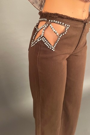 Pantalone jeans Boston con tasche gioiello traforate Pantalone jeans Boston con tasche gioiello traforate Pantalone jeans Bos...