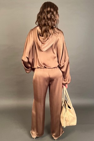 Coordinato Jenny bomber con zip e pantalone a palazzo  Coordinato Jenny bomber con zip e pantalone a palazzo  Coordinato Jenn...