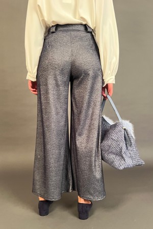 Coordinato Maria giacca e pantalone con applicazione in tessuto fiore 3D  Coordinato Maria giacca e pantalone con applicazion...