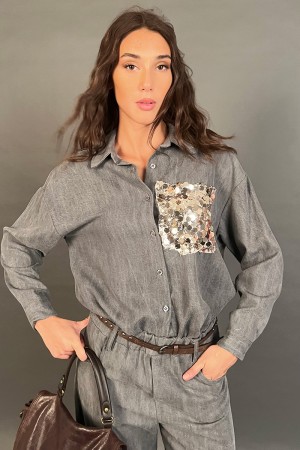 Limy over shirt with jewel pocket with flat sequins Limy over shirt with jewel pocket with flat sequins Shirt... 