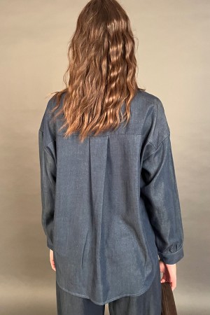 Limy over shirt with jewel pocket with flat sequins Limy over shirt with jewel pocket with flat sequins Shirt... 