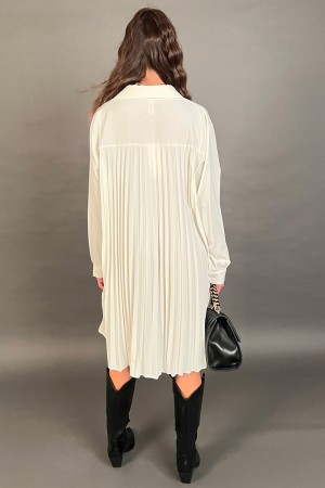 Abito corto Adelaide a camicia con tessuto a ventaglio sul retro Abito corto Adelaide a camicia con tessuto a ventaglio sul r...