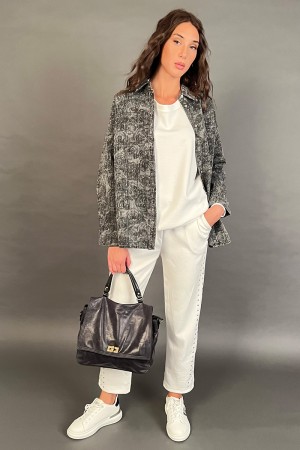 Giacca Betta in jeans con svaroski e fantasia floreale astratta Giacca Betta in jeans con svaroski e fantasia floreale astrat...