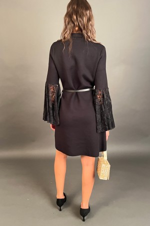 Double-breasted Lovely Short Dress with Lace Final Sleeves with matched Lovely Short Double-breasted Dress with Fina sleeves... 