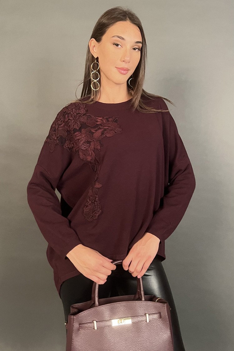 Maglia Venere con dettagli in pizzo Maglia Venere con dettagli in pizzo Maglia Venere con dettagli in pizzo