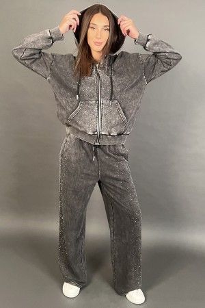 Coordinato Vittoria con felpa cerniera e cappuccio con piccoli strass e pantalone a palazzo con strass  Coordinato Vittoria c...