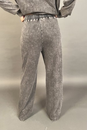 Coordinato Vittoria con felpa cerniera e cappuccio con piccoli strass e pantalone a palazzo con strass  Coordinato Vittoria c...