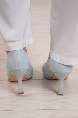 Moon decolletè with heel