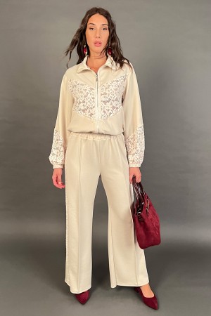 Coordinato Moka felpa e pantalone con inserti in pizzo Coordinato Moka felpa e pantalone con inserti in pizzo Coordinato Moka...
