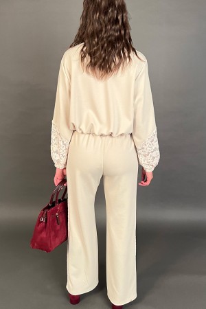 Coordinato Moka felpa e pantalone con inserti in pizzo Coordinato Moka felpa e pantalone con inserti in pizzo Coordinato Moka...