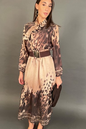 Abito lungo Stella con fantasia animalier e scollo all'americana Abito lungo Stella con fantasia animalier e scollo all'ameri...