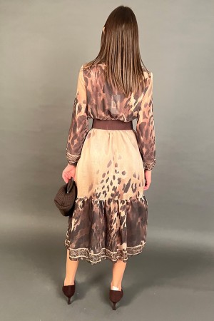 Abito lungo Stella con fantasia animalier e scollo all'americana Abito lungo Stella con fantasia animalier e scollo all'ameri...